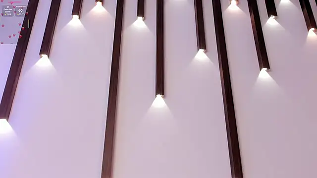 emma fhox online show from April 16, 2026, 9:39 pm