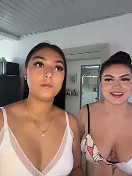 nicolexxaleja online show from March 8, 2026, 10:02 pm