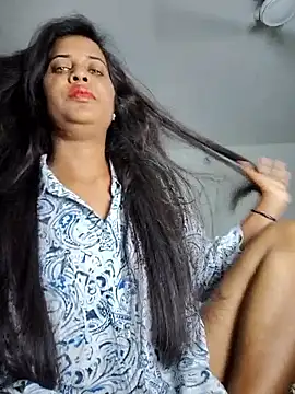 cute radhikaa online show from April 2, 2026, 9:01 pm