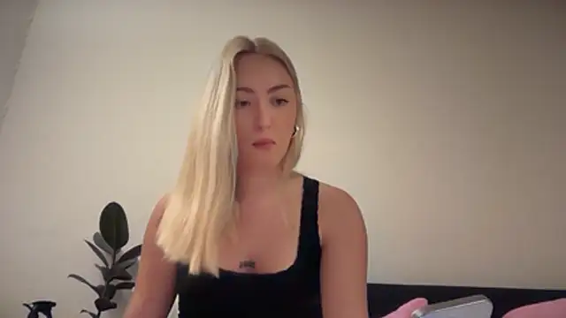 Kitty Swetty online show from January 6, 2026, 8:56 pm