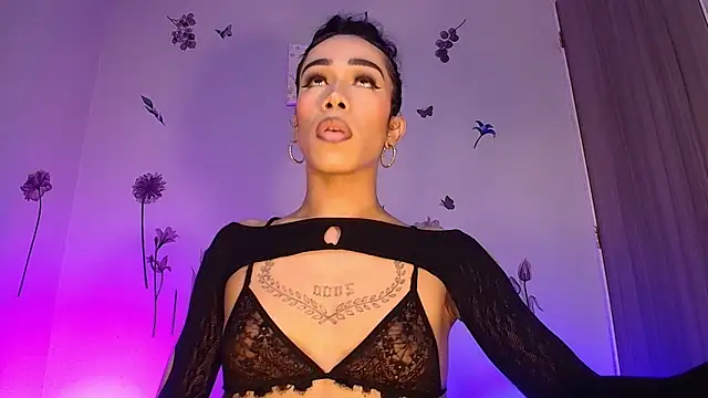 Snapshot of Barbydominant_fetish chatting on October 1, 2025, 8:20 am Barbydominant fetish online show from October 1, 2025, 8:20 am