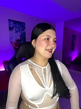 Snapshot of Celestee69 chatting on October 3, 2025, 7:44 pm Celestee69 online show from October 3, 2025, 7:44 pm
