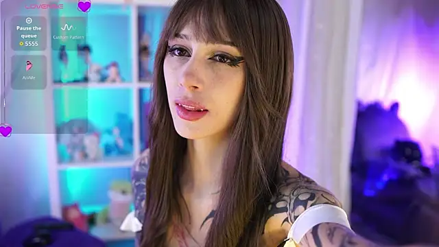 Im Garu online show from October 4, 2025, 12:25 pm