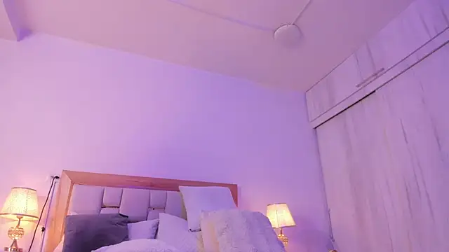 megan rous  online show from April 14, 2026, 3:12 am