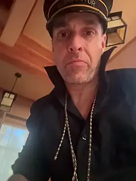 Snapshot of nolimitBackdoorman chatting on December 13, 2025, 10:15 pm nolimitBackdoorman online show from December 13, 2025, 10:15 pm