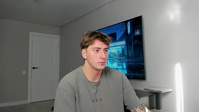 DaniHort online show from March 28, 2026, 8:58 am