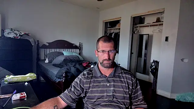 ladi3sfirst online show from November 5, 2025, 5:13 pm