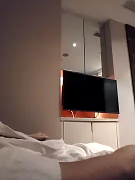 zack23088 online show from February 27, 2026, 11:27 pm