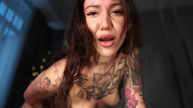 megamizuki online show from November 19, 2025, 11:10 am