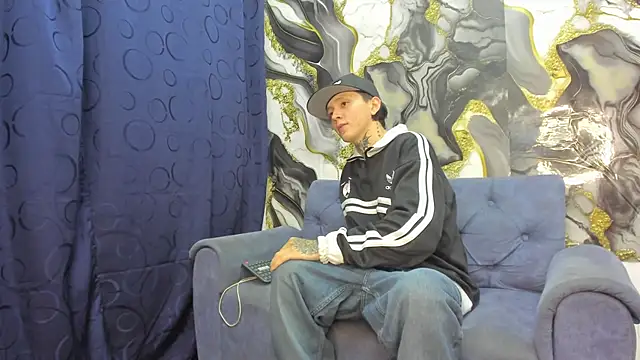 StraightBoy Nick online show from May 28, 2026, 4:54 am