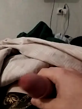 hornny boy35 online show from April 26, 2026, 4:54 am