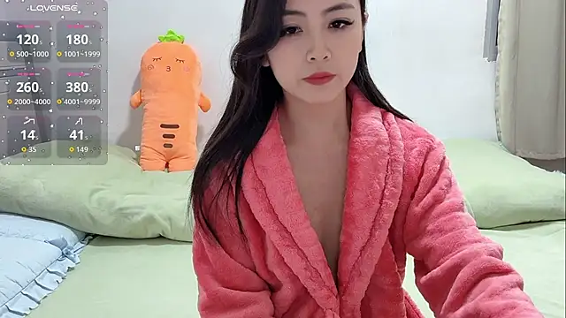 Snapshot of Yingbao-Baby chatting on November 21, 2025, 2:49 pm Yingbao-Baby online show from November 21, 2025, 2:49 pm