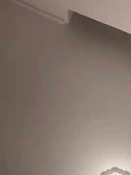 Snapshot of ScuffingBungalow chatting on October 5, 2025, 6:23 am ScuffingBungalow online show from October 5, 2025, 6:23 am