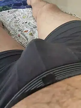 Snapshot of ScuffingBungalow chatting on October 29, 2025, 7:15 pm ScuffingBungalow online show from October 29, 2025, 7:15 pm