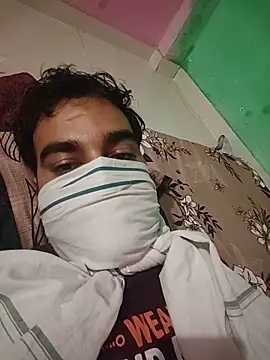 Snapshot of ayanxxxfucking chatting on June 2, 2026, 9:33 am ayanxxxfucking online show from June 2, 2026, 9:33 am