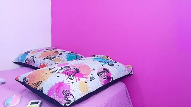 MySugarmoomy online show from February 25, 2026, 7:45 pm