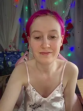 Fuzzy Unicorn online show from February 17, 2026, 7:42 pm