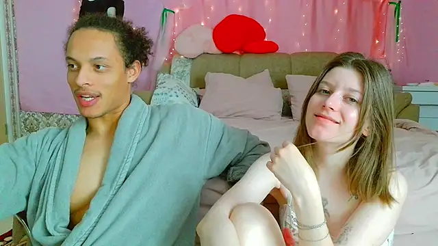 Marinaxmonroe online show from May 30, 2026, 9:56 pm