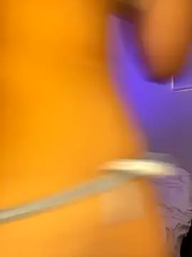 Lia  1 online show from September 27, 2025, 9:20 pm