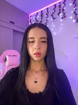 Lia  1 online show from November 20, 2025, 8:30 pm