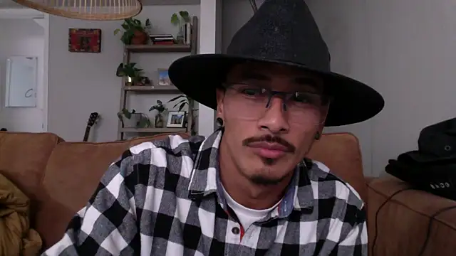 Snapshot of tanjir020 chatting on November 12, 2025, 10:41 pm tanjir020 online show from November 12, 2025, 10:41 pm