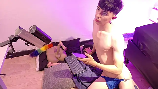 mathias saenz online show from March 4, 2026, 7:20 pm