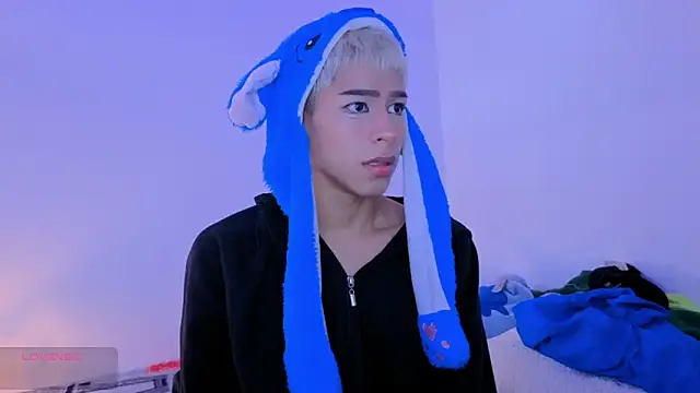 taichi bluy online show from September 25, 2025, 6:11 pm