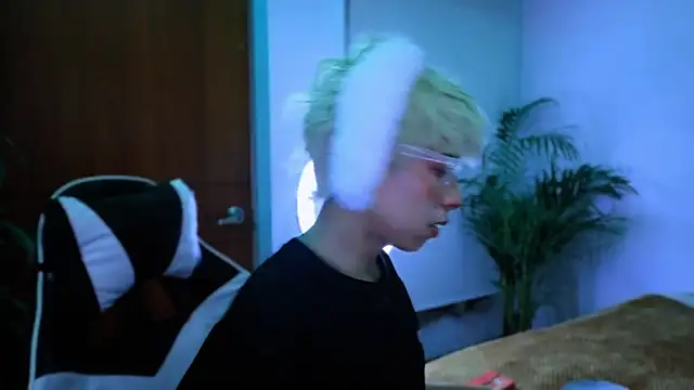 taichi bluy online show from October 26, 2025, 3:12 am