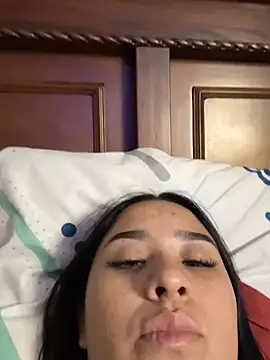 Snapshot of BELLAALEJA chatting on July 28, 2026, 1:12 am BELLAALEJA online show from July 28, 2026, 1:12 am