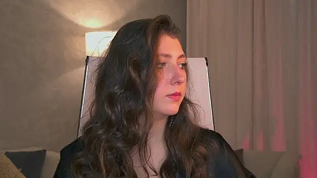 Mary Miiller online show from September 10, 2025, 9:42 am