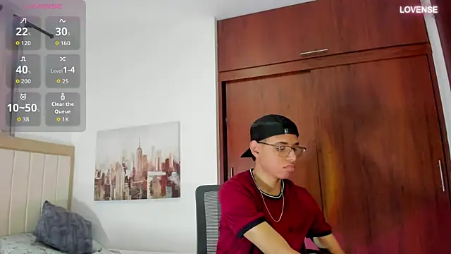 Snapshot of tristan_gold chatting on October 22, 2025, 8:52 pm tristan gold online show from October 22, 2025, 8:52 pm