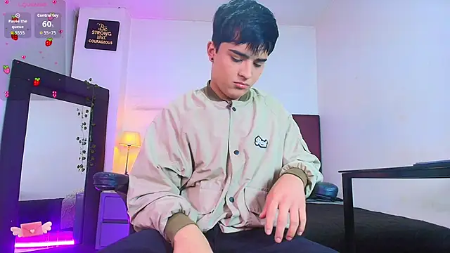 Lucass love online show from December 2, 2025, 12:54 pm