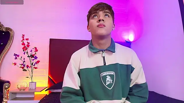 Lucass love online show from March 21, 2026, 1:05 pm