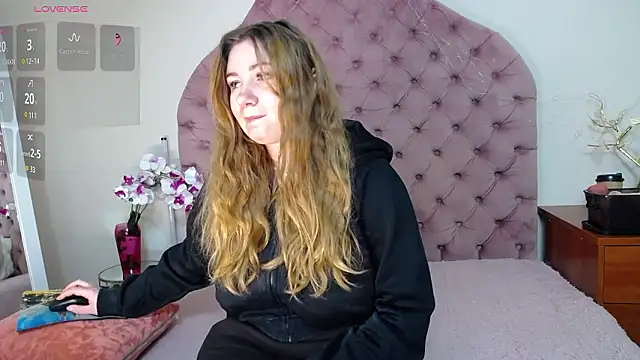 Snapshot of _Agata_ chatting on January 18, 2026, 7:01 am Agata online show from January 18, 2026, 7:01 am