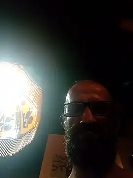 Snapshot of Eumesmo6 chatting on July 28, 2026, 10:42 pm Eumesmo6 online show from July 28, 2026, 10:42 pm
