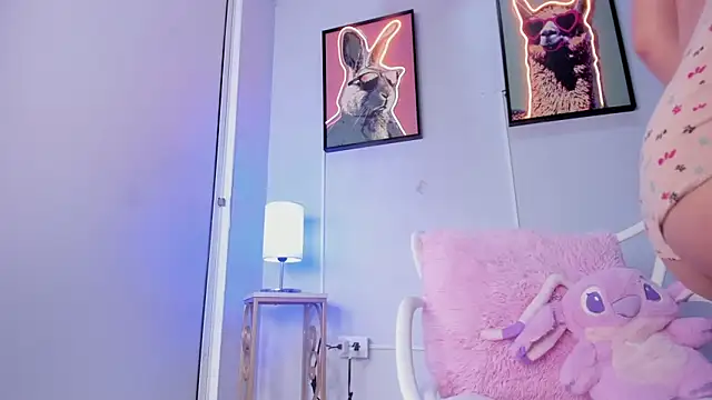 dulce fiore07 online show from February 20, 2026, 12:16 pm