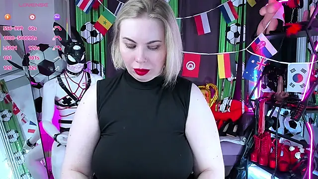 Snapshot of Anna_Maxwell chatting on June 21, 2026, 1:52 am Anna Maxwell online show from June 21, 2026, 1:52 am