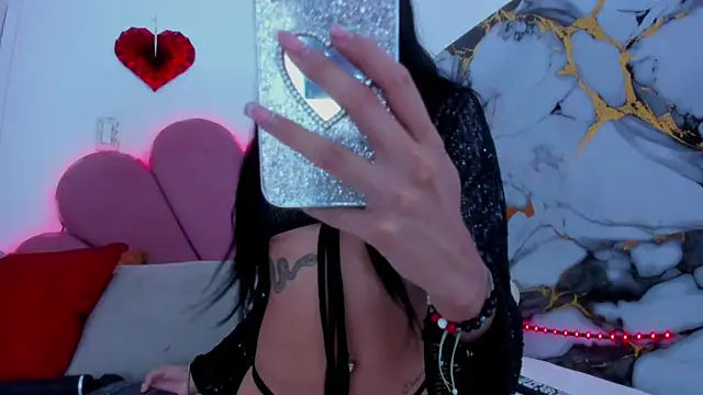 minnari online show from February 24, 2026, 6:06 pm