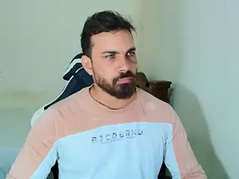 max love255 online show from October 16, 2025, 11:06 pm