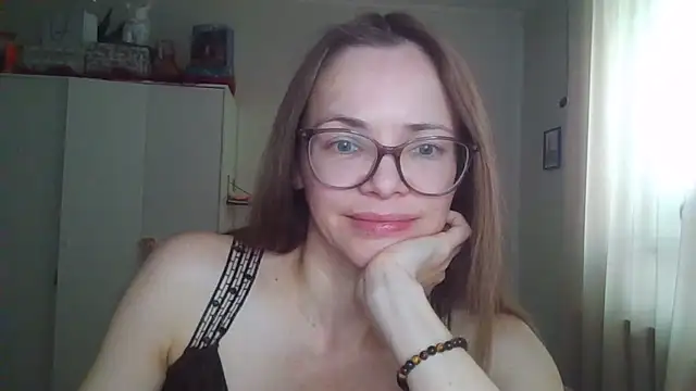 Snapshot of SEA_Dream chatting on February 24, 2026, 5:16 am SEA Dream online show from February 24, 2026, 5:16 am