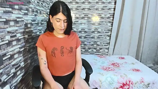 Snapshot of xxxEmmaxx chatting on May 4, 2026, 4:19 am xxxEmmaxx online show from May 4, 2026, 4:19 am