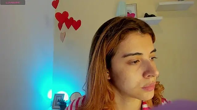 Snapshot of Katty__Rousse chatting on October 3, 2025, 8:17 pm Katty  Rousse online show from October 3, 2025, 8:17 pm