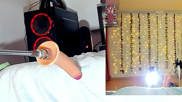 Kitty  Rose   online show from November 16, 2025, 10:10 am