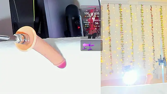Snapshot of Kitty__Rose__ chatting on March 27, 2026, 10:26 am Kitty Rose online show from March 27, 2026, 10:26 am