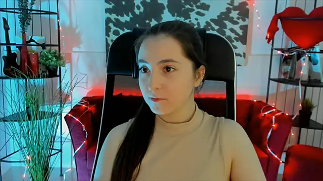 VirtuallVoyant online show from September 15, 2025, 5:18 am