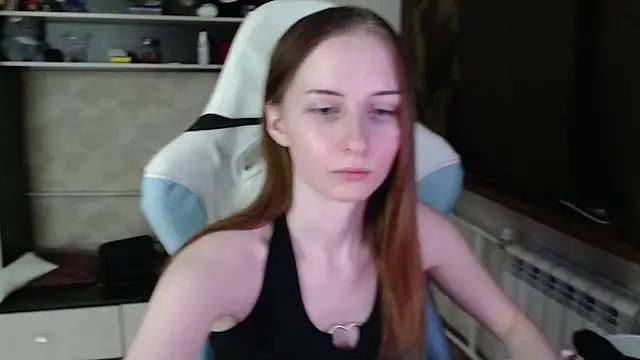 Cutti Crystal online show from February 26, 2026, 7:24 pm