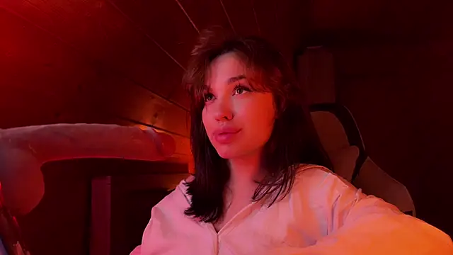 Snapshot of Crucio chatting on May 27, 2026, 8:50 pm Crucio online show from May 27, 2026, 8:50 pm