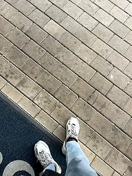 Snapshot of kamo012000 chatting on September 30, 2025, 8:41 am kamo012000 online show from September 30, 2025, 8:41 am