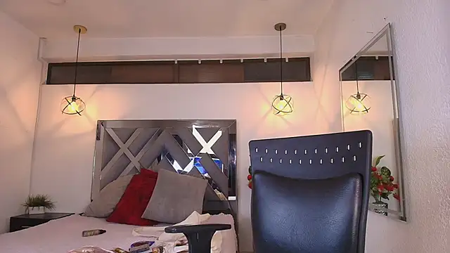 Rossi ss1 online show from April 7, 2026, 3:07 am