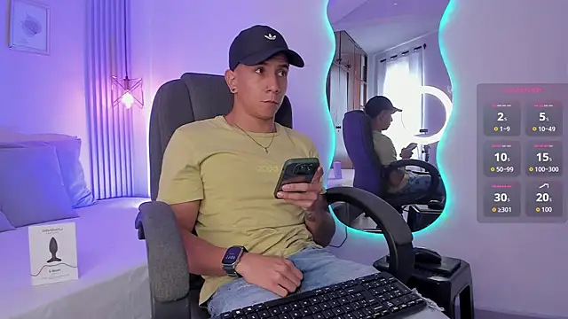 j deex online show from October 17, 2025, 4:09 pm